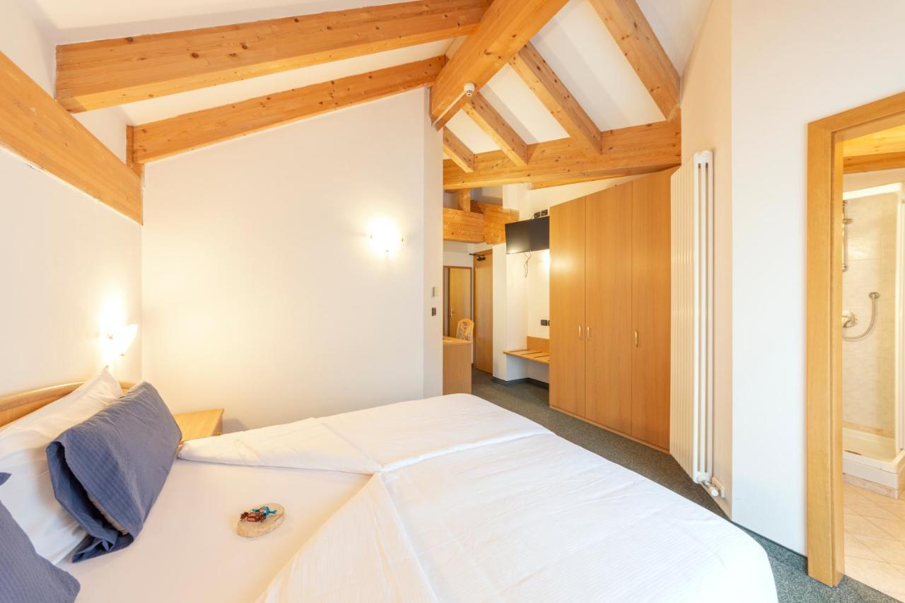 Flos Hotel Moena Eksteriør bilde