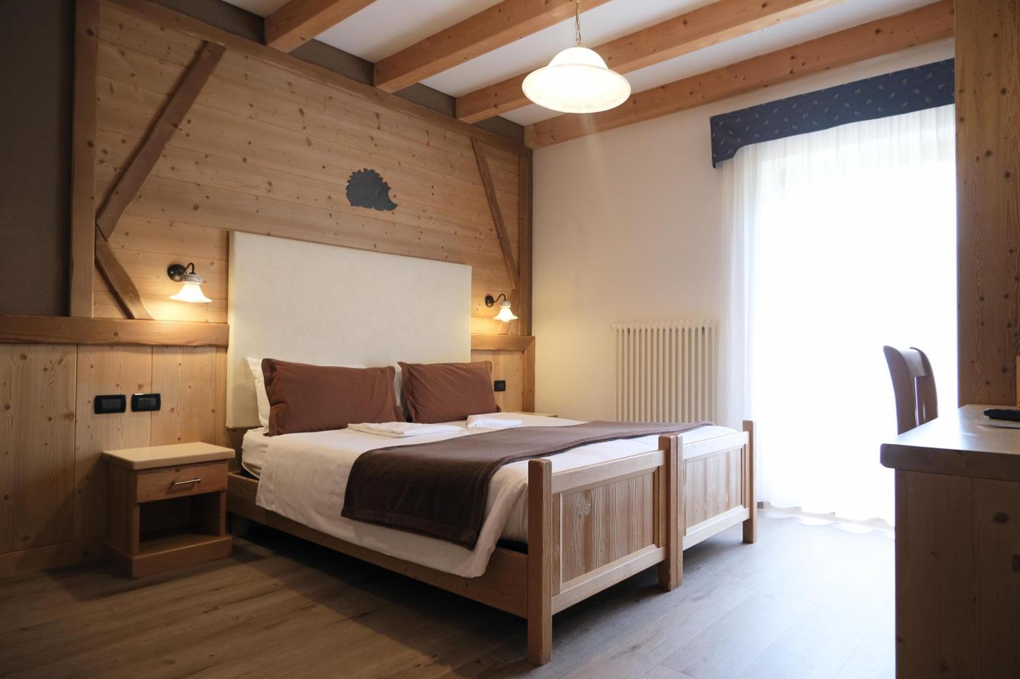 Flos Hotel Moena Eksteriør bilde